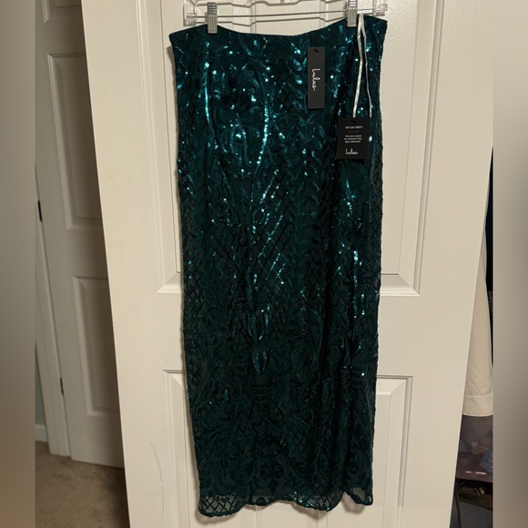 NWT - LuLu’s Two Piece Midi Dress - Sequin - Picture 8 of 12